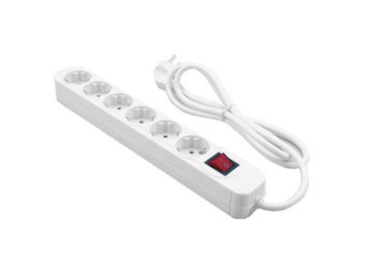 Stikdåse 6 udtag med jord og afbryder 1,4 m ledning hvid