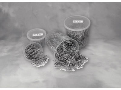 Clips Esselte 33 mm i plastdåse 500 stk