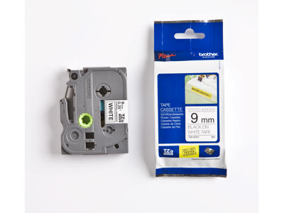 Brother tape TZeS221 9mm sort/hvid stærkt klæbende