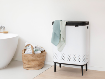 Brabantia BO vasketøjskurv på ben 2x45 liter hvid 