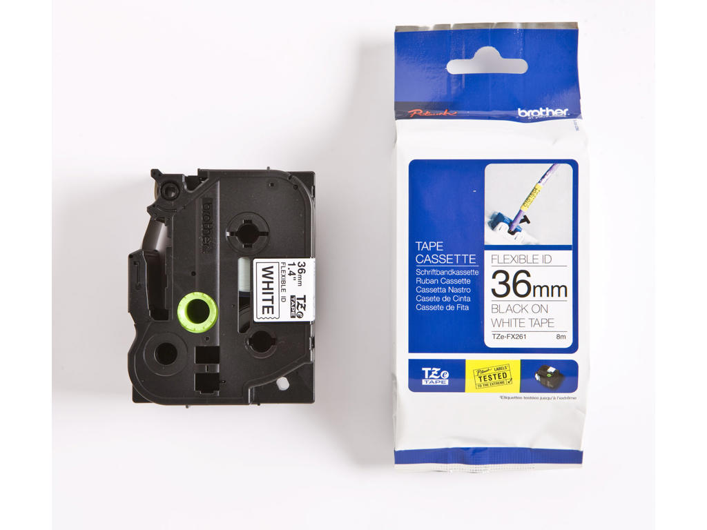 Brother tape TZeFX261 36mm sort/hvid flexible 