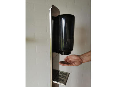 Gulvstander model Hertels rustfri stål 142 cm