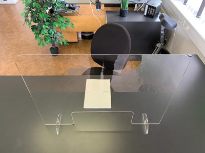 Hygiejneskærm 800 x 600 mm med udskæring